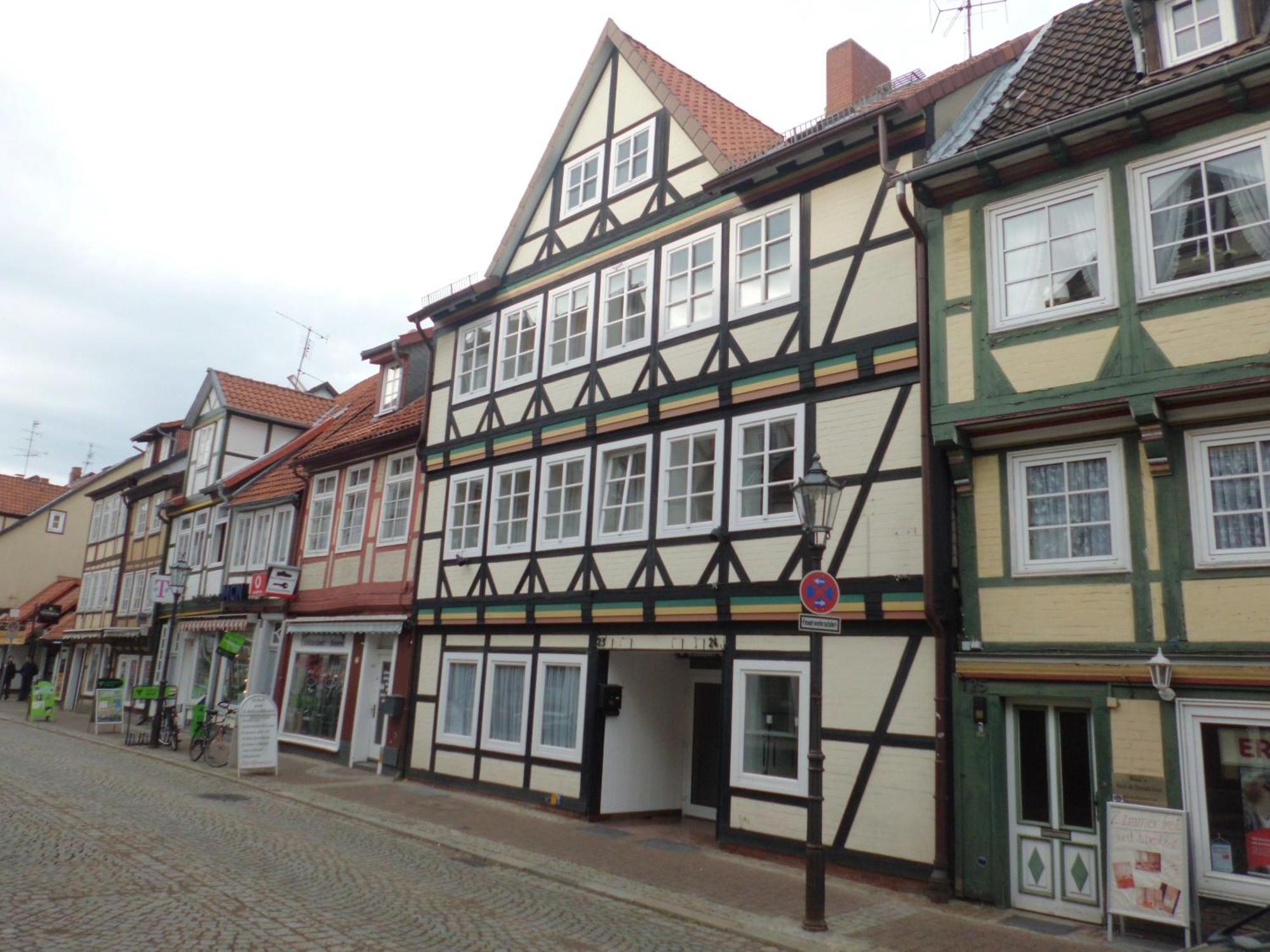 Hotel Zur Altstadt เซลเลอ ภายนอก รูปภาพ